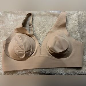Brand New! XL Rhonda Shear Tan Women's Bra